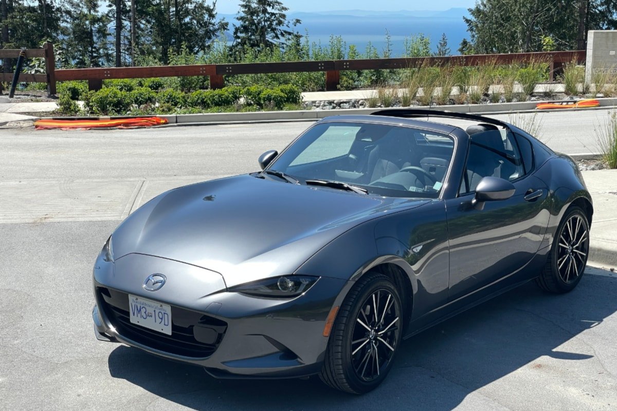2025-mazda-mx-5-rf-front