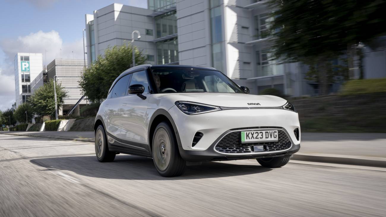 517f5a4c-403e-4f41-9dd6-199777ef9559_Smart1frontquartermoving