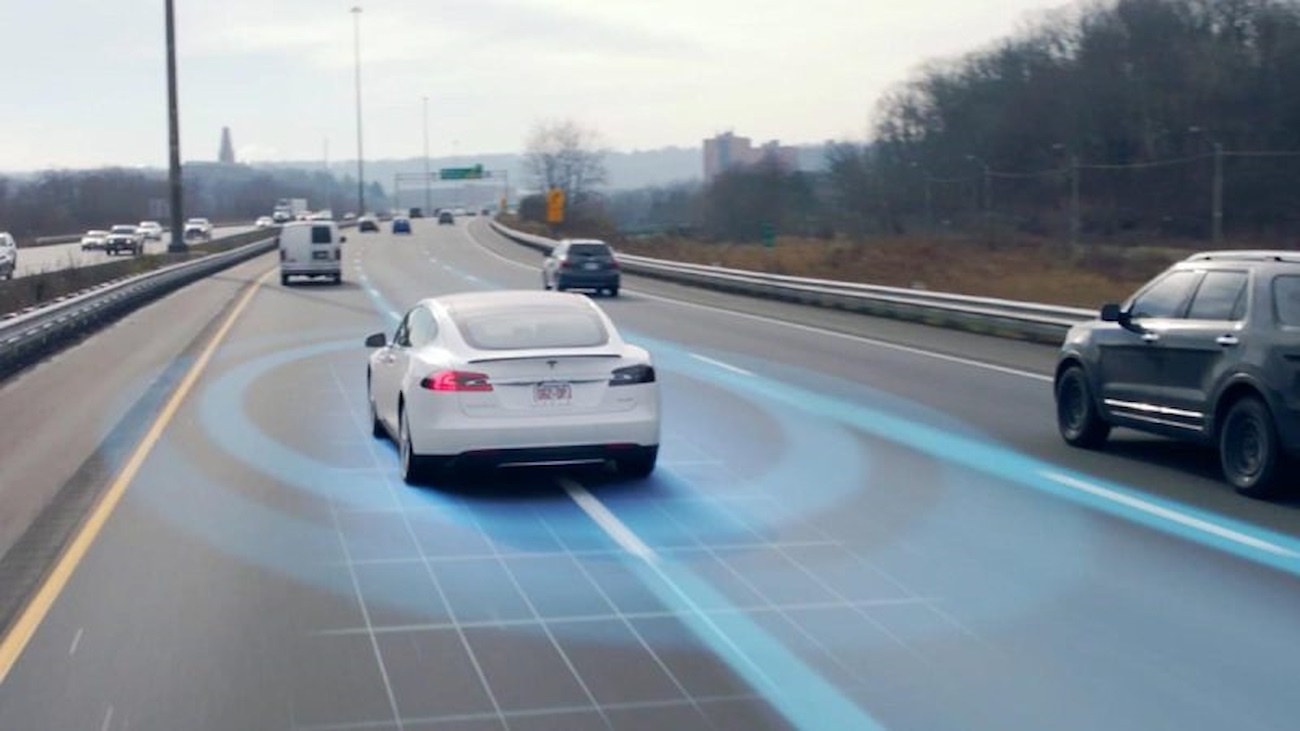 Tesla-autopilot