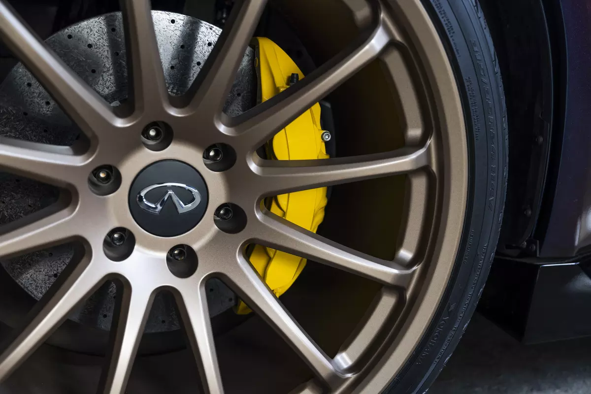 MM5R4015-Edit-1200x800