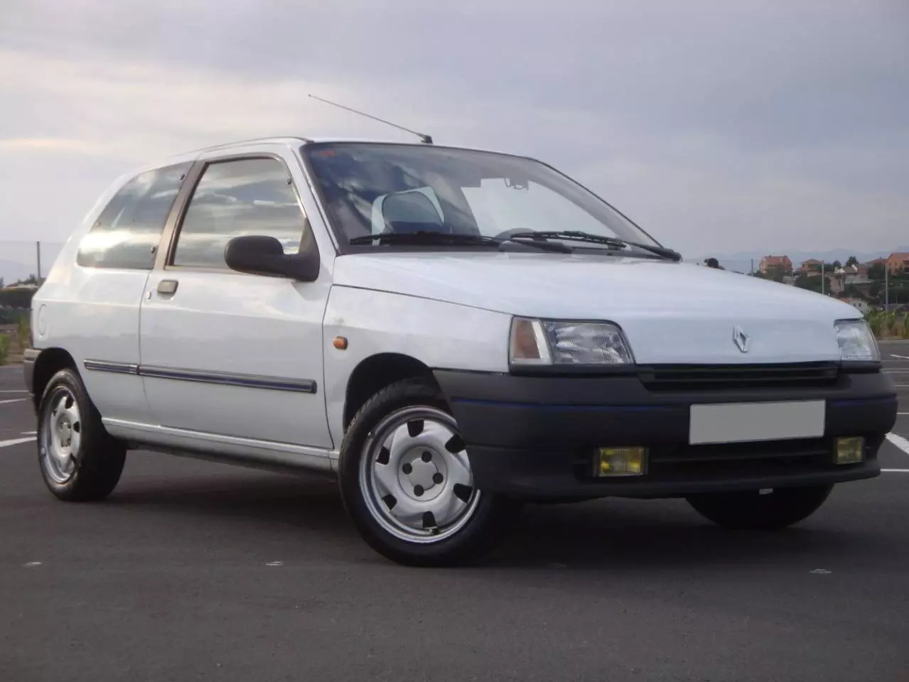 Renault Clio 1990